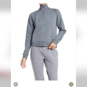 Half zip sweatshirt